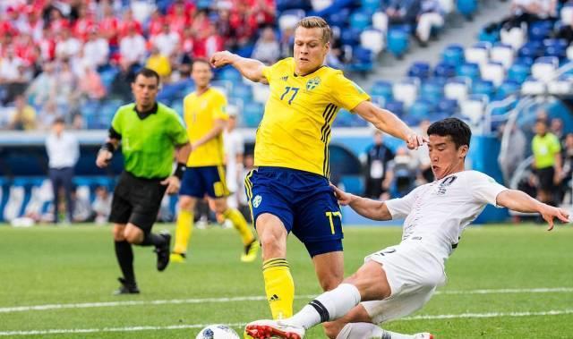 包含瑞典国家队战平保加利亚国家队，关键平局的词条