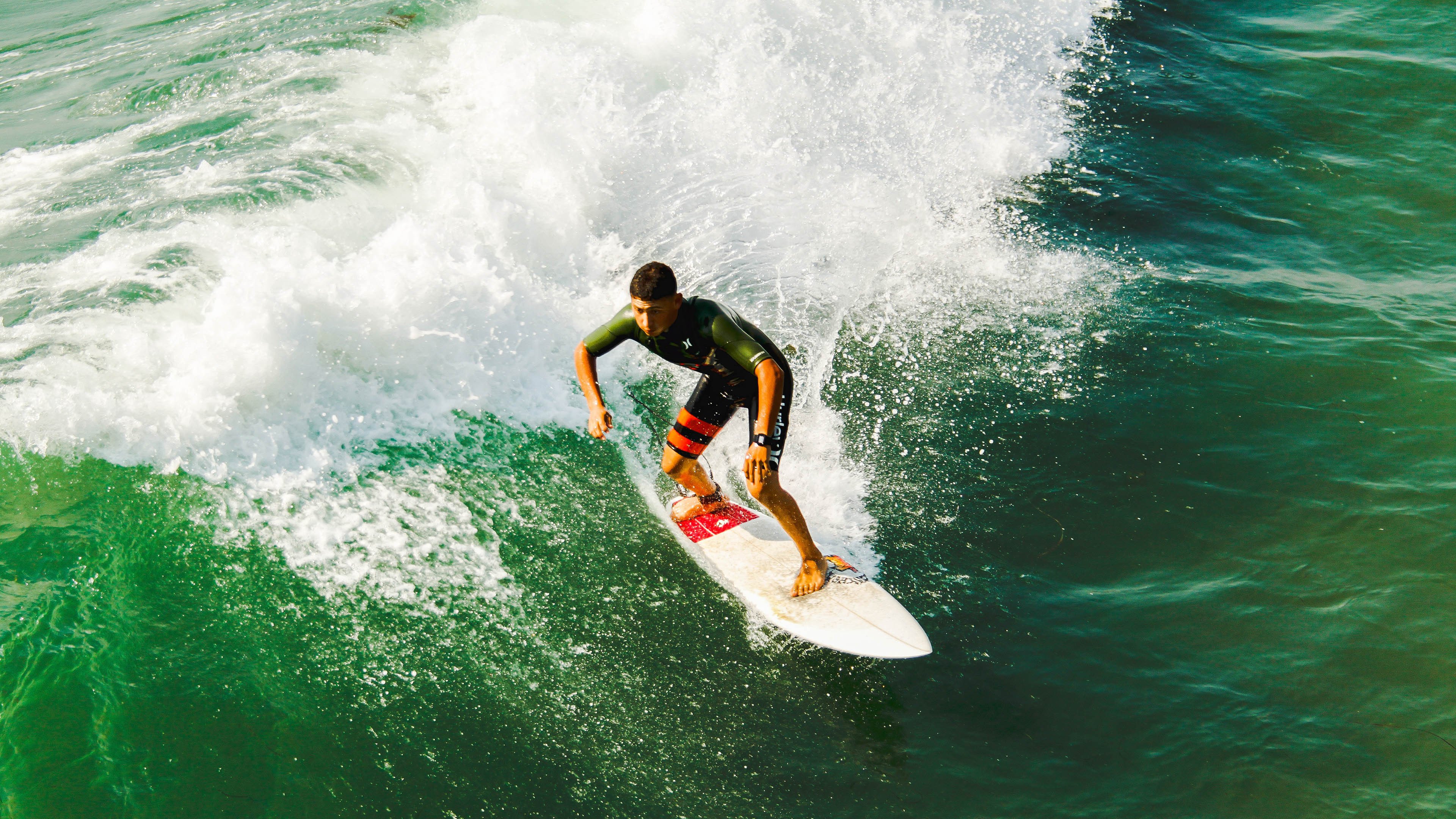 绿军铁血与雷霆风暴的交锋，西亚卡姆如何用持续杀伤改写比赛逻辑